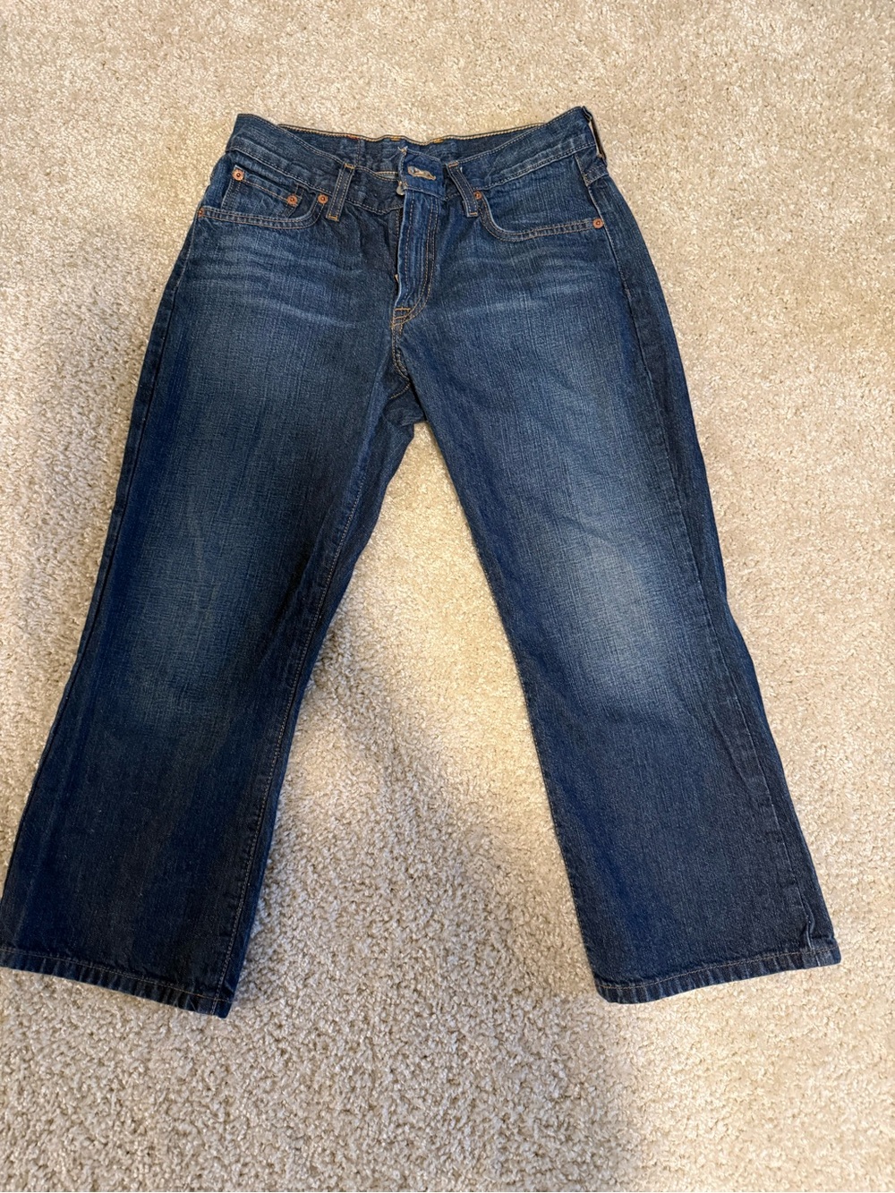 Womens's Dark Blue cropped jeans